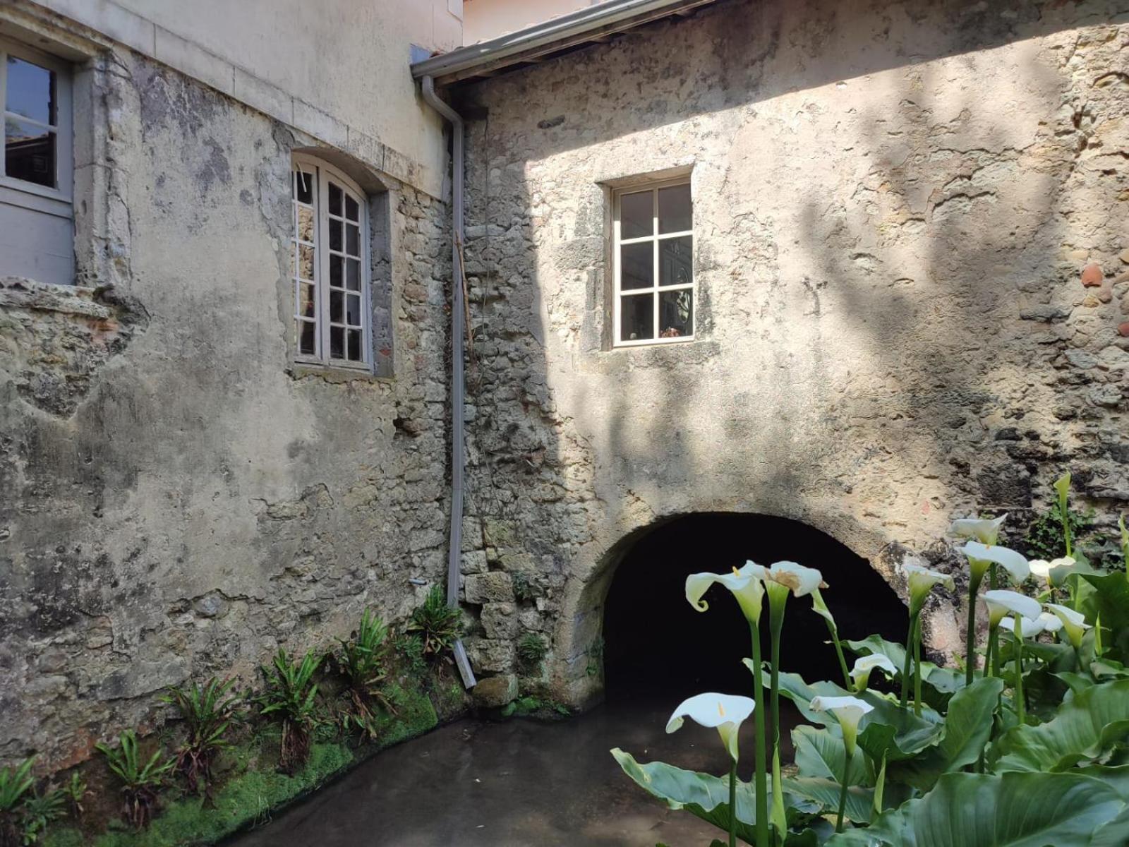 Chambre D'Hotes Le Moulin De Moulis Zewnętrze zdjęcie