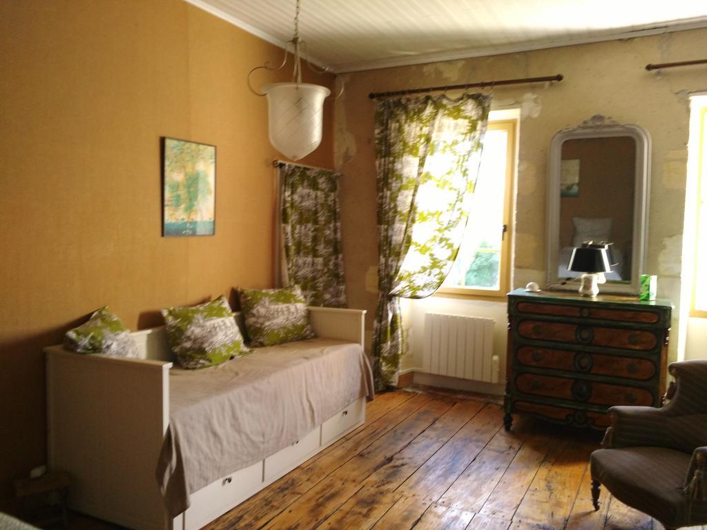 Chambre D'Hotes Le Moulin De Moulis Zewnętrze zdjęcie
