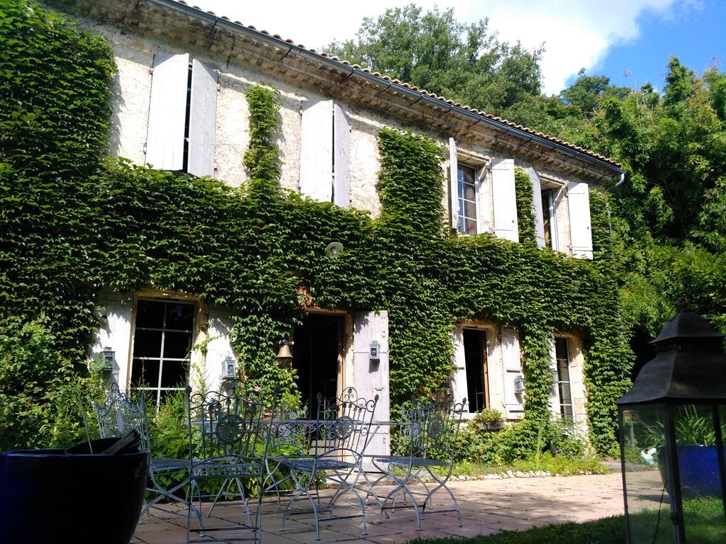 Chambre D'Hotes Le Moulin De Moulis Zewnętrze zdjęcie